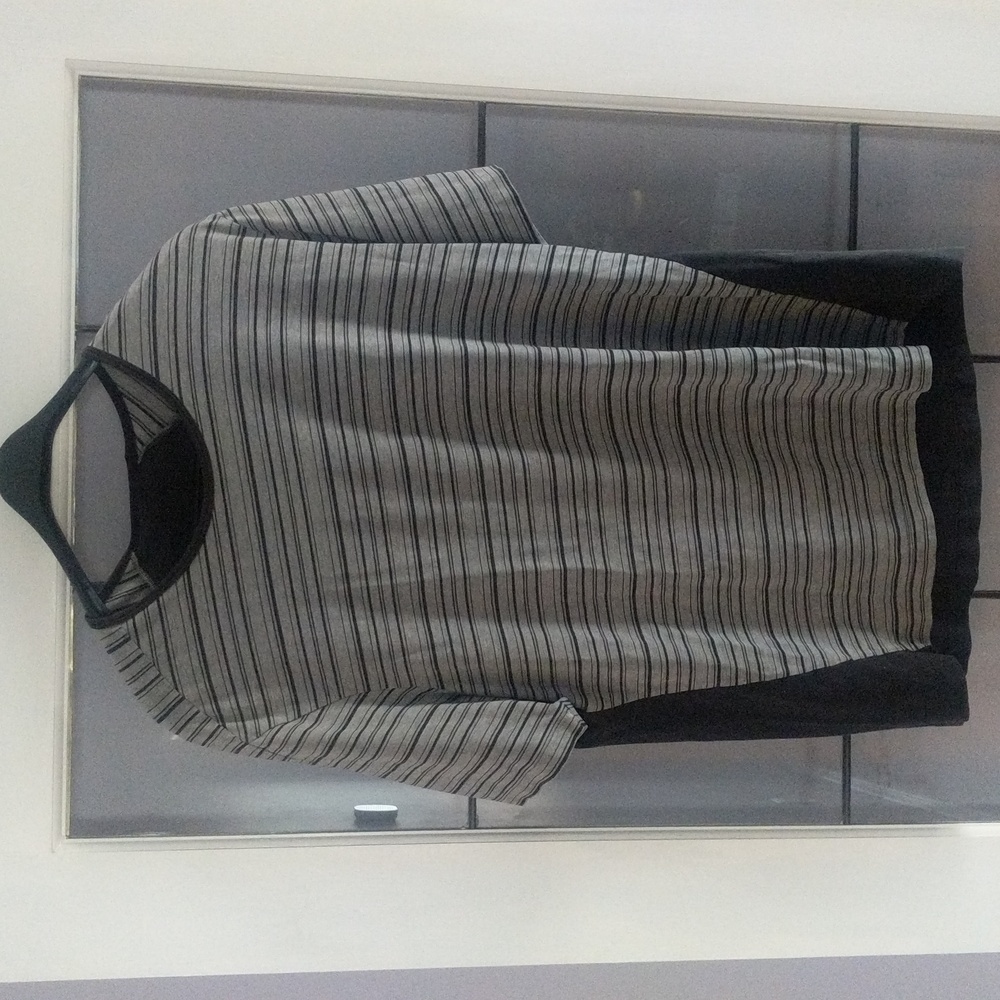 Lululemon t-shirt